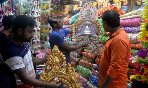 durgapratima idol ornamen