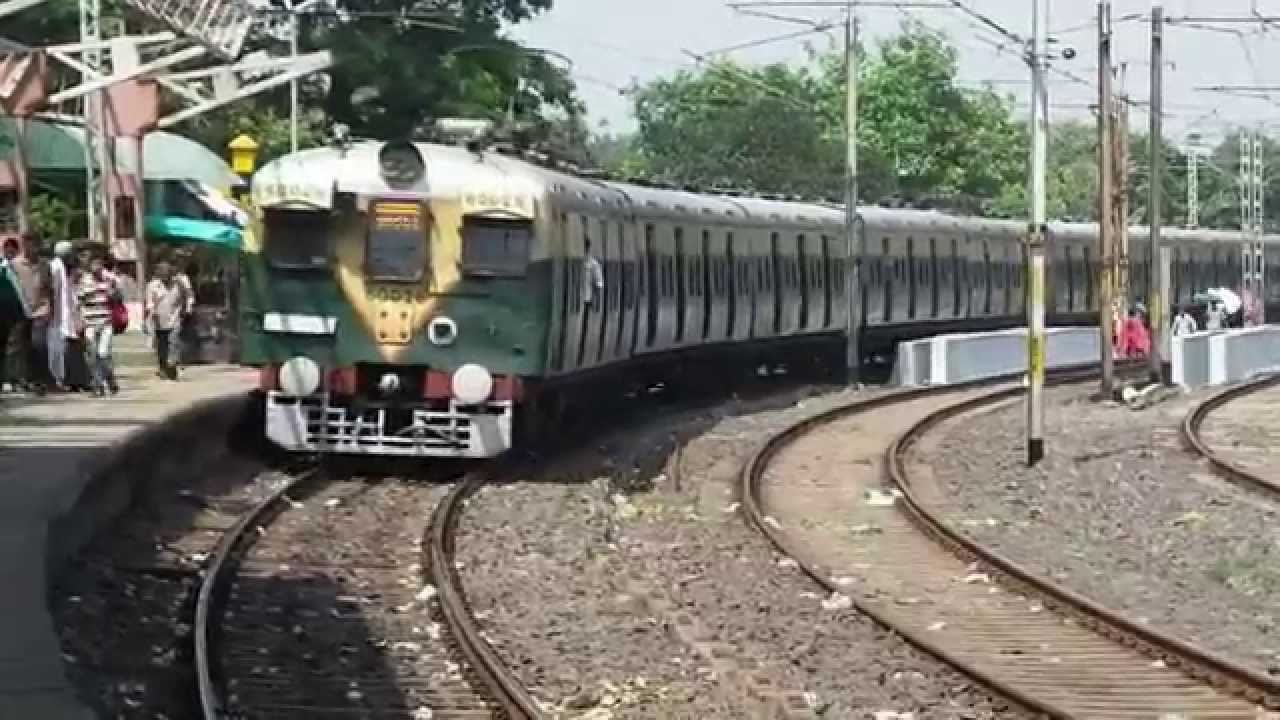 local train and sealdha