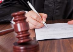 judge